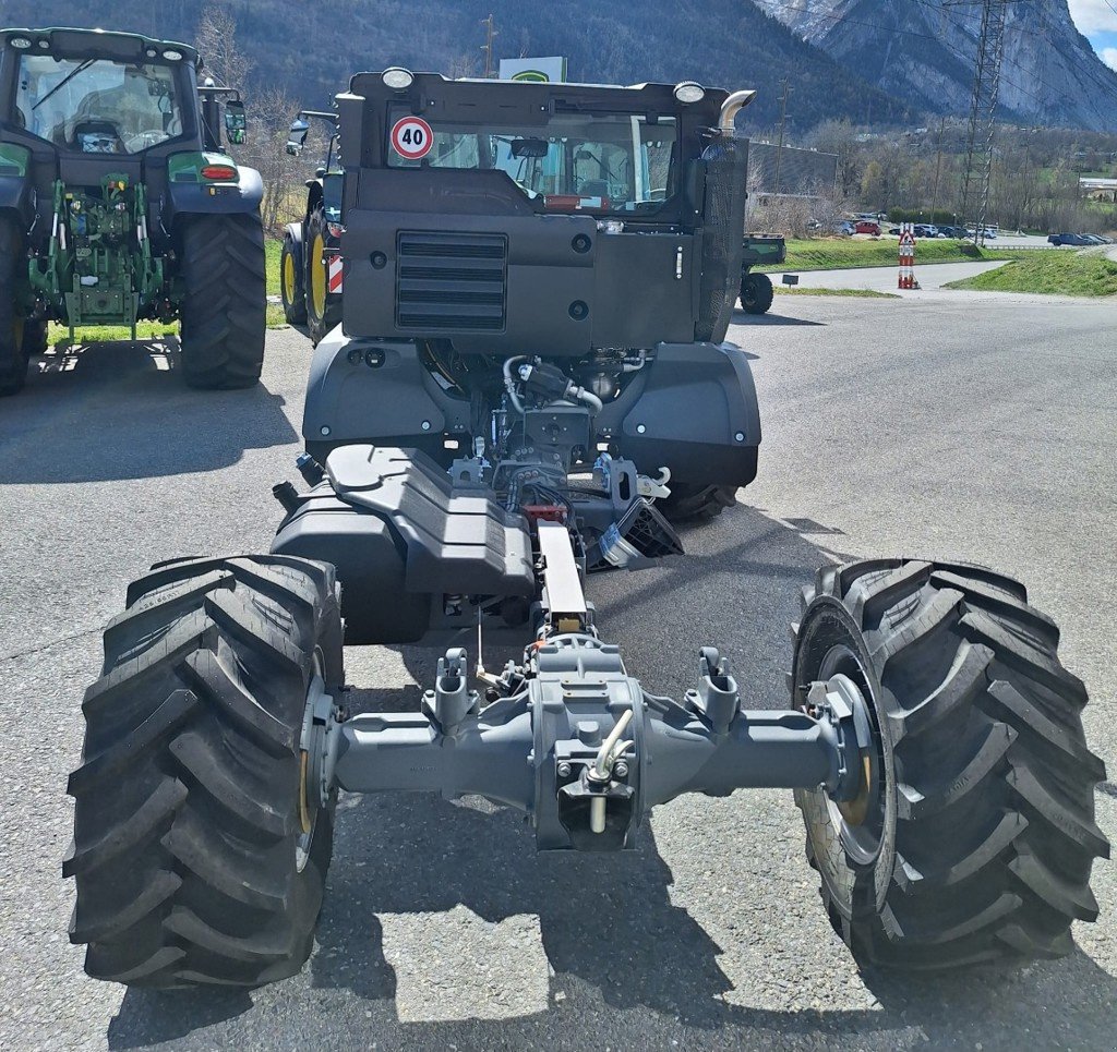 Sonstige Transporttechnik del tipo Aebi TP 420, Neumaschine In Susten (Immagine 5)