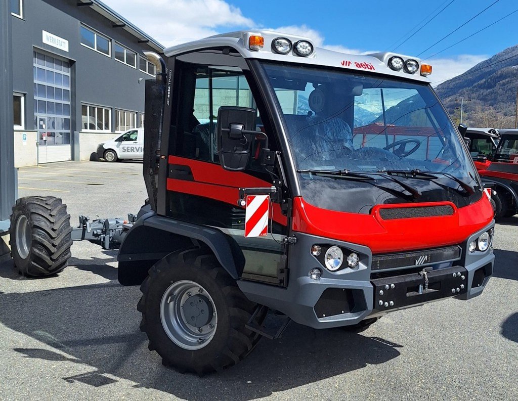 Sonstige Transporttechnik del tipo Aebi TP 420, Neumaschine In Susten (Immagine 3)