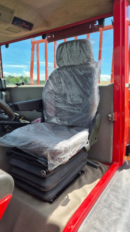 Sonstige Transporttechnik des Typs Aebi Transporter 385E TP48P, Gebrauchtmaschine in Chêne-Pâquier (Bild 8)