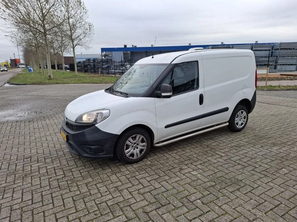 Sonstige Transporttechnik tip Fiat Dobl&ograve;, Gebrauchtmaschine in Groningen (Poză 3)