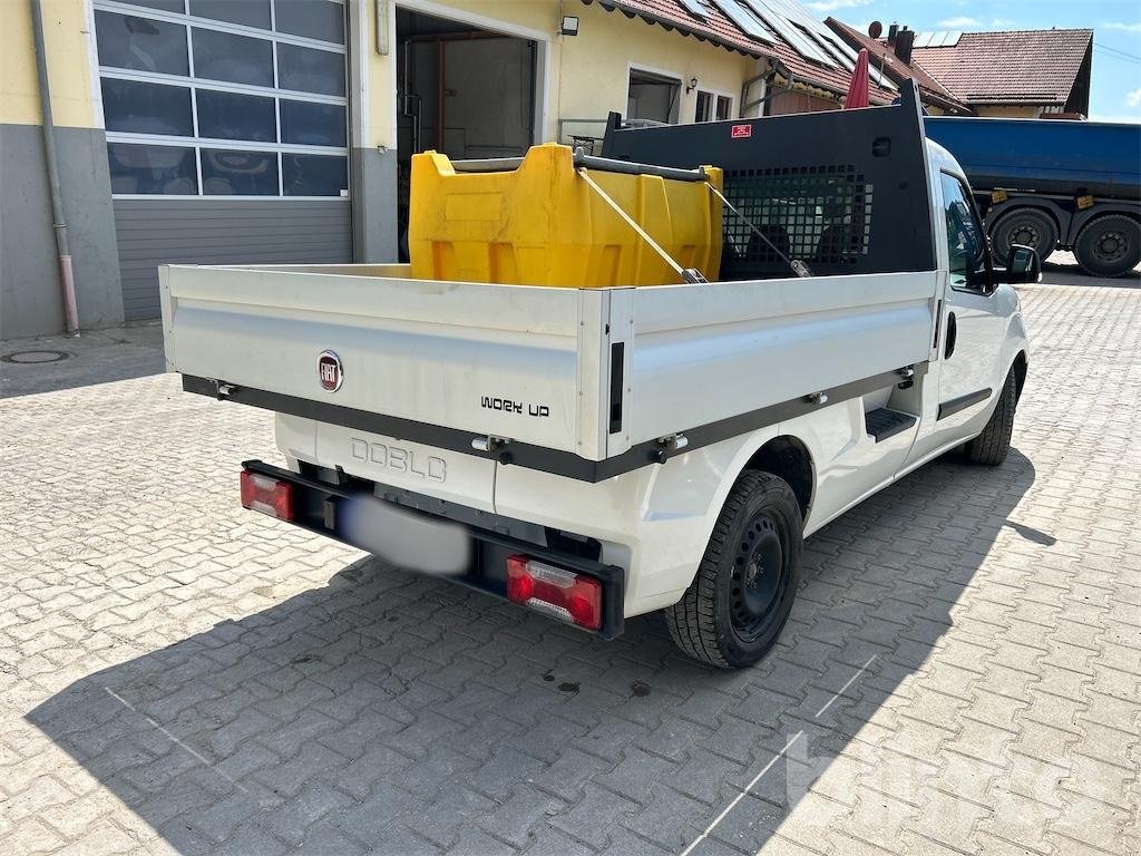 Sonstige Transporttechnik typu Fiat Doblo Work Up, Gebrauchtmaschine v Düsseldorf (Obrázek 4)