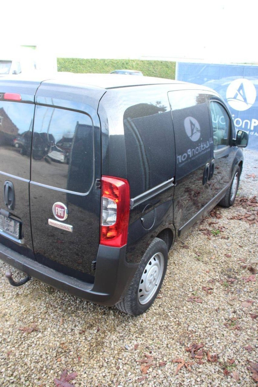 Sonstige Transporttechnik Türe ait Fiat Fiorino, Gebrauchtmaschine içinde Antwerpen (resim 5)