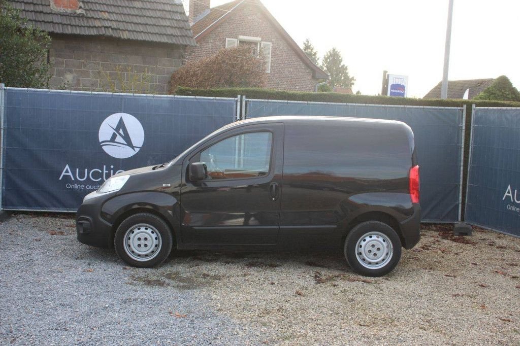 Sonstige Transporttechnik Türe ait Fiat Fiorino, Gebrauchtmaschine içinde Antwerpen (resim 2)