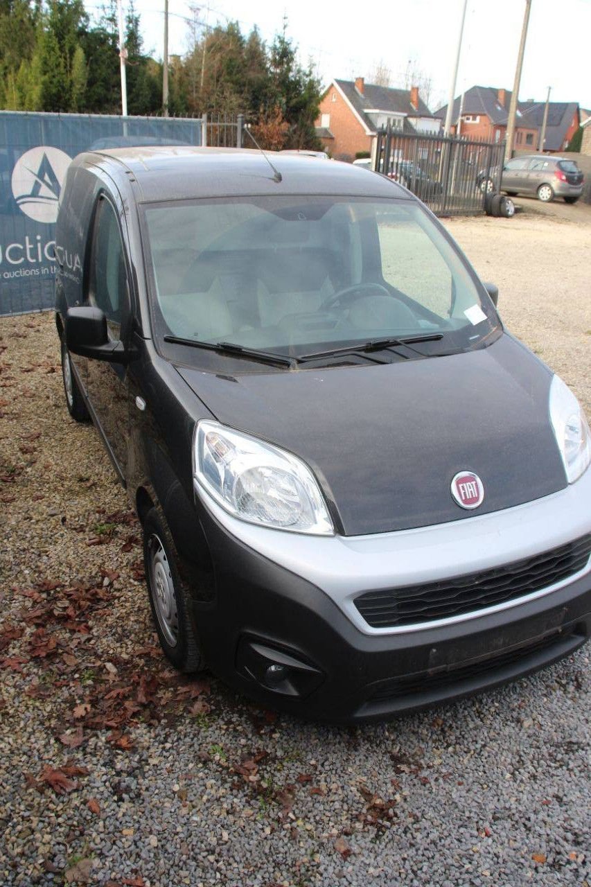 Sonstige Transporttechnik Türe ait Fiat Fiorino, Gebrauchtmaschine içinde Antwerpen (resim 7)