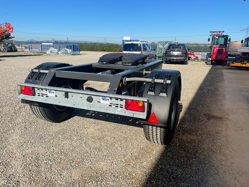 Sonstige Transporttechnik van het type Fliegl Dolly-1-Achse, 12 t, schwarz lackiert, Gebrauchtmaschine in Schutterzell (Foto 18)