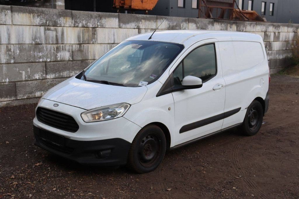 Sonstige Transporttechnik des Typs Ford Transit Courier, Gebrauchtmaschine in Antwerpen (Bild 10)