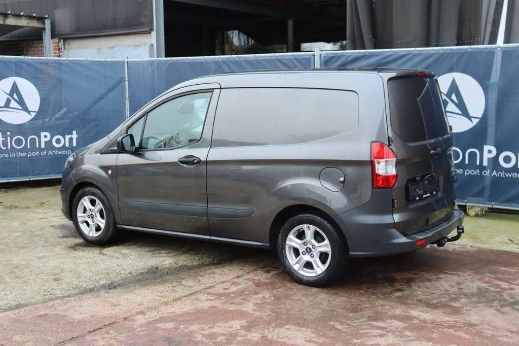 Sonstige Transporttechnik typu Ford Transit Courier, Gebrauchtmaschine v Antwerpen (Obrázek 3)