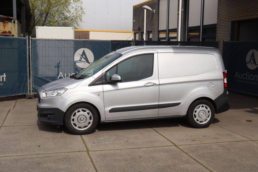 Sonstige Transporttechnik типа Ford Transit Courier, Gebrauchtmaschine в Antwerpen (Фотография 1)