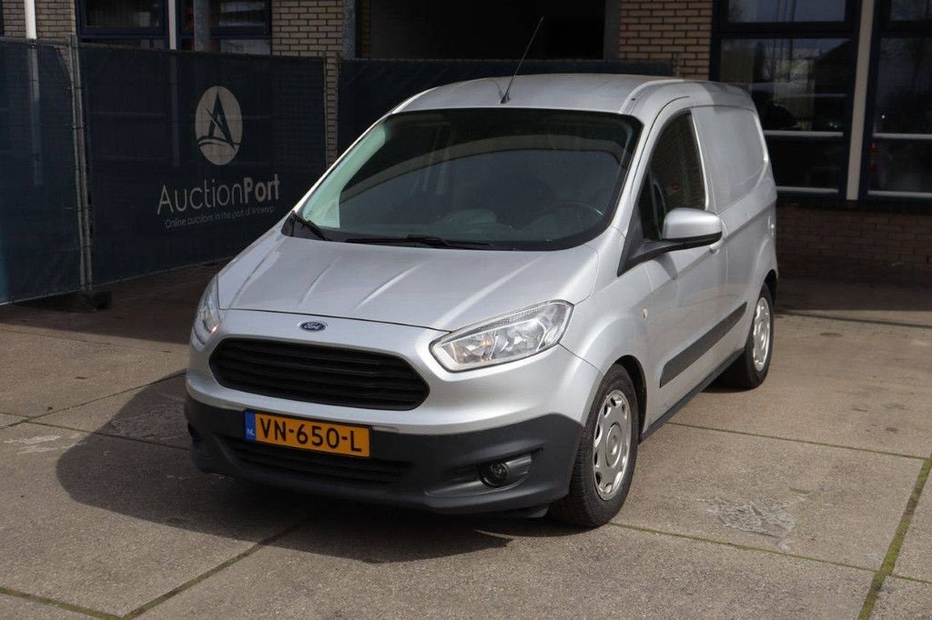 Sonstige Transporttechnik типа Ford Transit Courier, Gebrauchtmaschine в Antwerpen (Фотография 10)