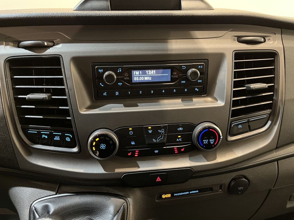 Sonstige Transporttechnik типа Ford Transit Custom 320 2.0 TDCI L2H1 Trend / Euro 6 / Airco / Cruise, Gebrauchtmaschine в GRONINGEN (Фотография 10)