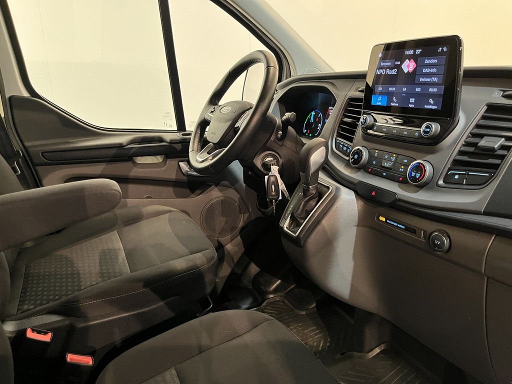 Sonstige Transporttechnik of the type Ford Transit Custom 340 L1H1 PHEV Trend Automaat / Euro 6 / Servicebu, Gebrauchtmaschine in GRONINGEN (Picture 3)