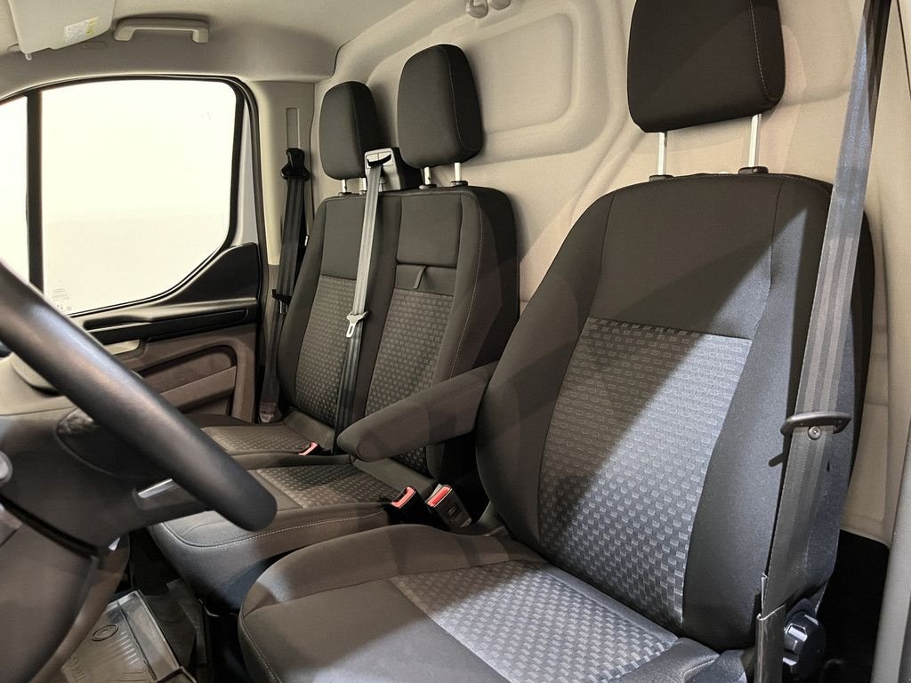 Sonstige Transporttechnik типа Ford Transit Custom 340 L1H1 PHEV Trend Automaat / Euro 6 / Servicebu, Gebrauchtmaschine в GRONINGEN (Фотография 9)