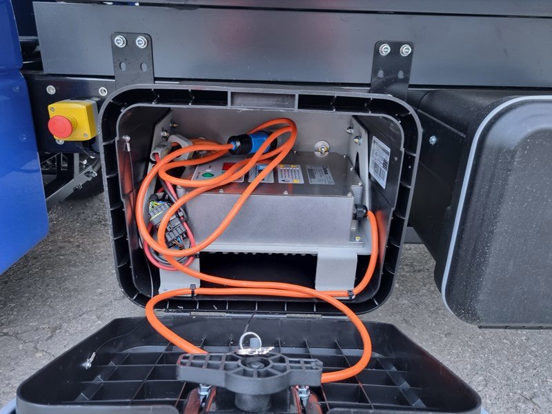 Sonstige Transporttechnik des Typs Iseki MT15N Elektrofahrzeug, Ausstellungsmaschine in Chur (Bild 3)