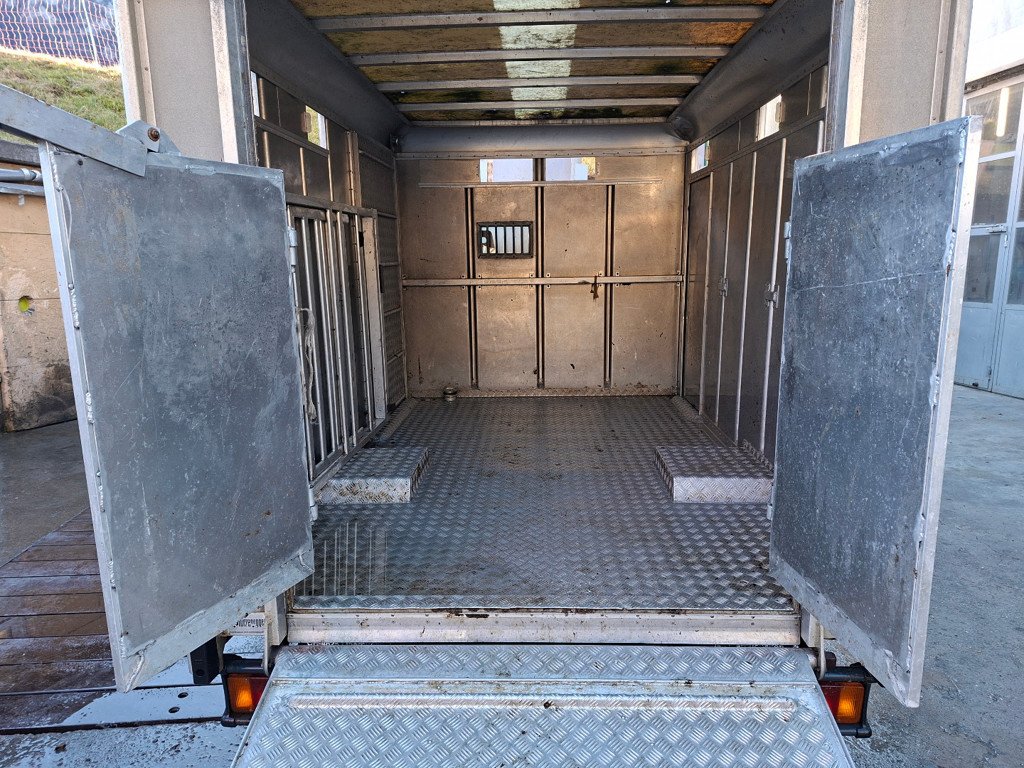 Sonstige Transporttechnik typu Iveco 35.10 Turbo Daily Lieferwagen, Gebrauchtmaschine v Chur (Obrázek 5)