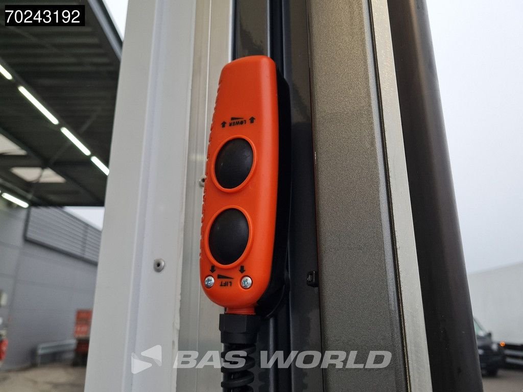 Sonstige Transporttechnik des Typs Iveco Daily 35C18 3.0L Automaat 180PK 1000KG Laadklep Zijdeur 2025-Mod, Neumaschine in Veghel (Bild 10)