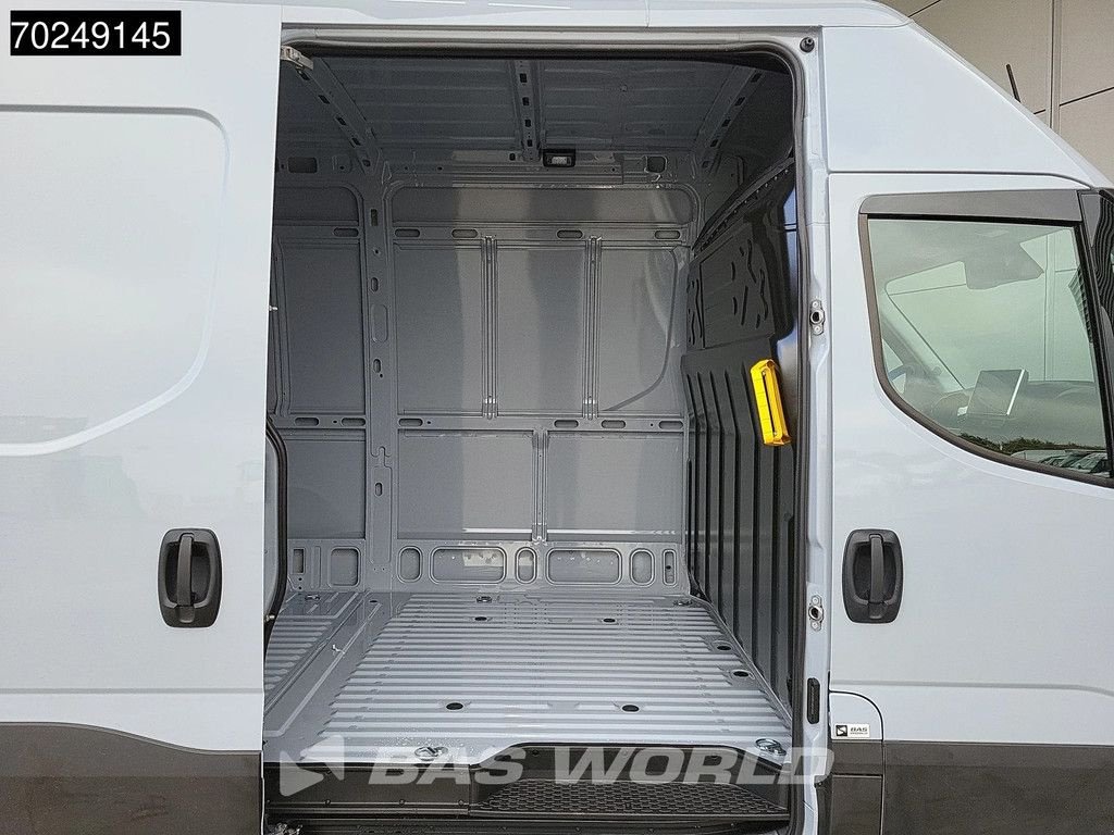 Sonstige Transporttechnik of the type Iveco Daily 35C21 3.0L Automaat 210PK L2H2 Dubbellucht 2025-Model 3,5t, Neumaschine in Veghel (Picture 8)