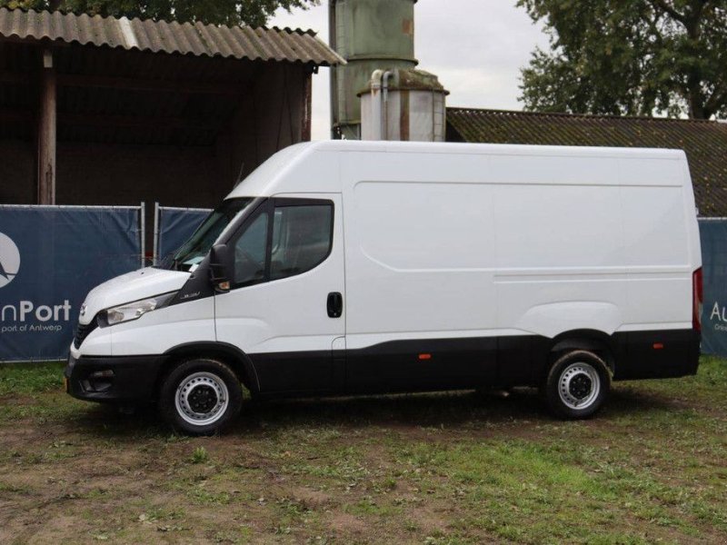 Sonstige Transporttechnik des Typs Iveco Daily 35S14, Gebrauchtmaschine in Antwerpen (Bild 1)
