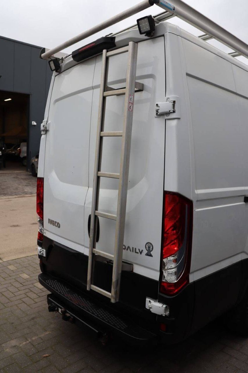 Sonstige Transporttechnik of the type Iveco Daily 35S17, Gebrauchtmaschine in Antwerpen (Picture 7)
