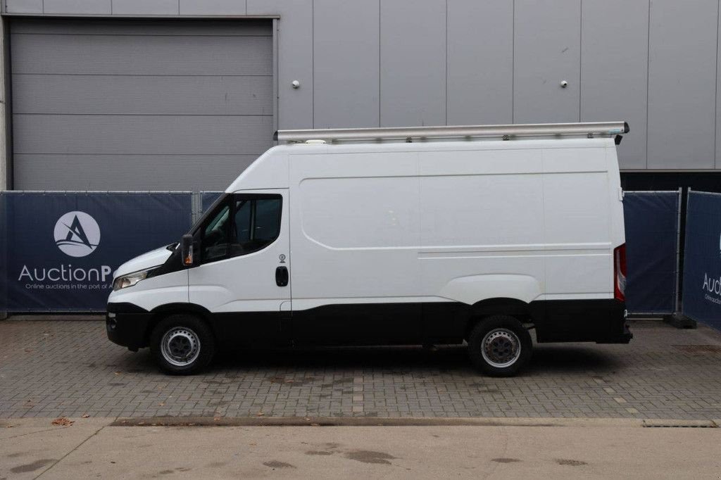 Sonstige Transporttechnik of the type Iveco Daily 35S17, Gebrauchtmaschine in Antwerpen (Picture 2)