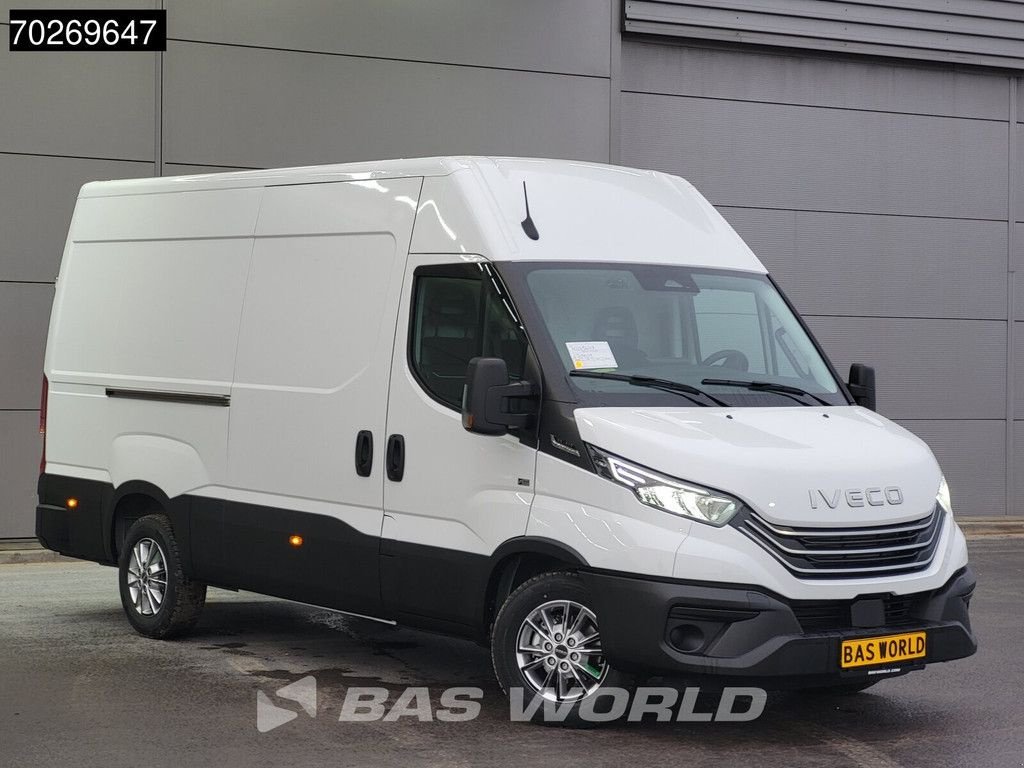 Sonstige Transporttechnik del tipo Iveco Daily 35S21 210PK 3.0L Automaat 2025 model L2H2 Trekhaak Tacho A, Neumaschine In Veghel (Immagine 3)