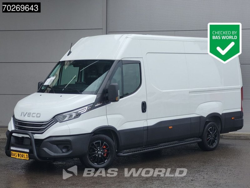 Sonstige Transporttechnik του τύπου Iveco Daily 35S21 3.0L Automaat Black Edition 2025 model L2H2 Trekhaak, Neumaschine σε Veghel (Φωτογραφία 1)
