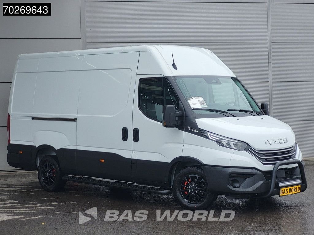 Sonstige Transporttechnik типа Iveco Daily 35S21 3.0L Automaat Black Edition 2025 model L2H2 Trekhaak, Neumaschine в Veghel (Фотография 5)