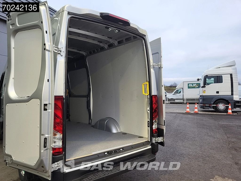 Sonstige Transporttechnik des Typs Iveco Daily 35S21 3.0L Automaat L2H2 210PK 2025-Model 3,5t Trekgewicht, Neumaschine in Veghel (Bild 5)