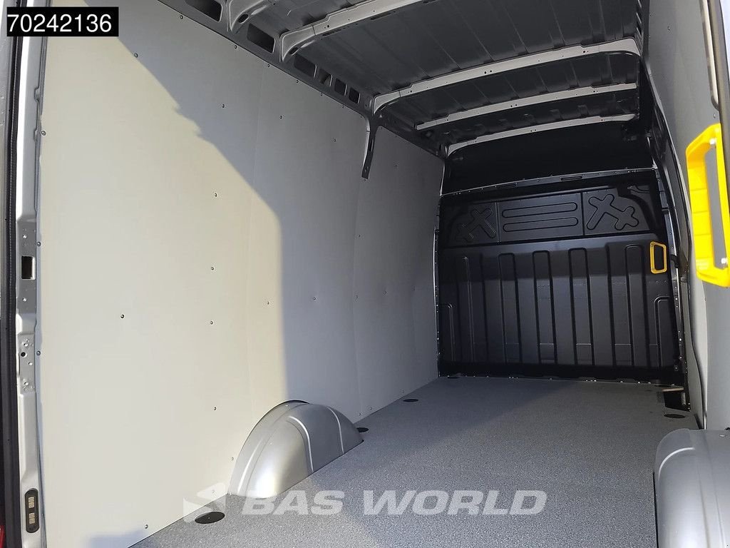 Sonstige Transporttechnik des Typs Iveco Daily 35S21 3.0L Automaat L2H2 210PK 2025-Model 3,5t Trekgewicht, Neumaschine in Veghel (Bild 10)