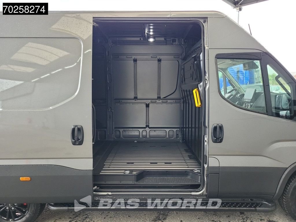 Sonstige Transporttechnik Türe ait Iveco Daily 35S21 3.0L Black Edition Automaat 210PK L2H2 2025-Model 3,, Neumaschine içinde Veghel (resim 8)