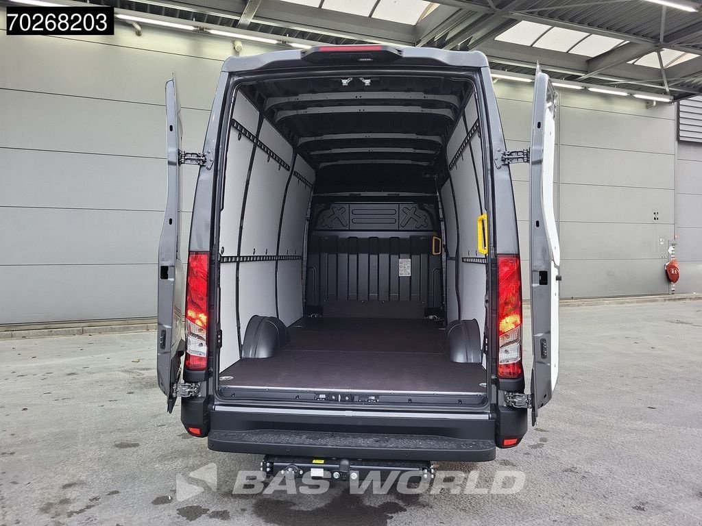 Sonstige Transporttechnik des Typs Iveco Daily 35S21 Automaat 2025 model L2H2 Trekhaak Tacho ACC LED CarP, Neumaschine in Veghel (Bild 8)