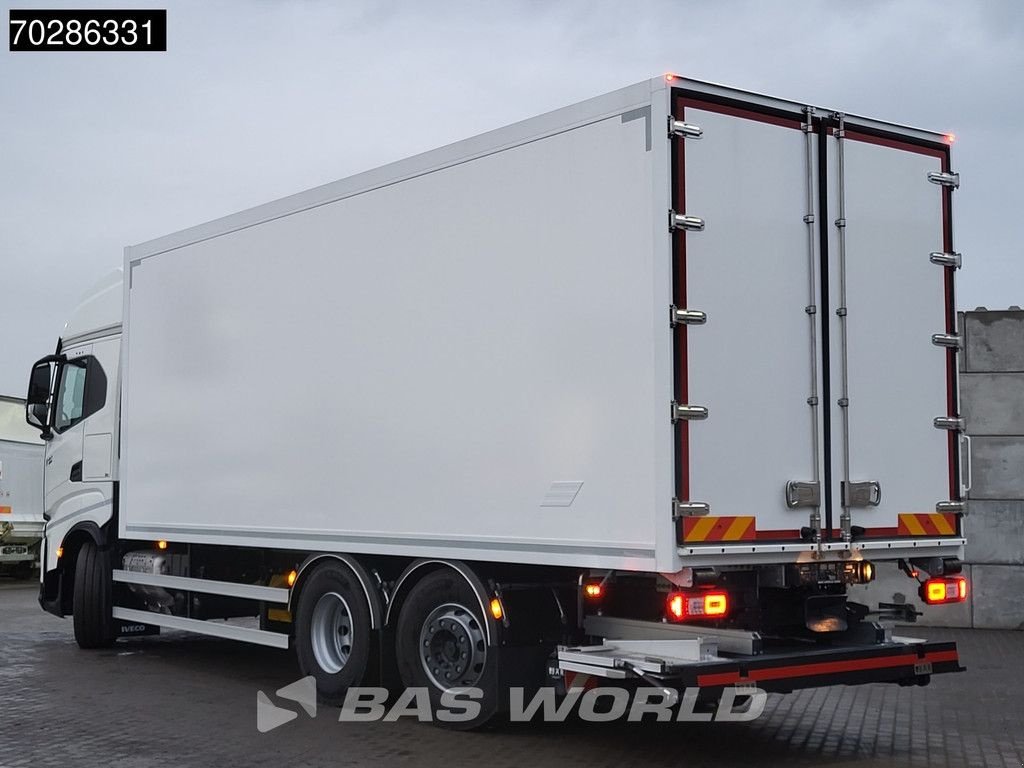 Sonstige Transporttechnik del tipo Iveco S-Way 490 6X2 2000kg Ladebordwand Lift/Steering Axle Automatic N, Neumaschine In Veghel (Immagine 2)