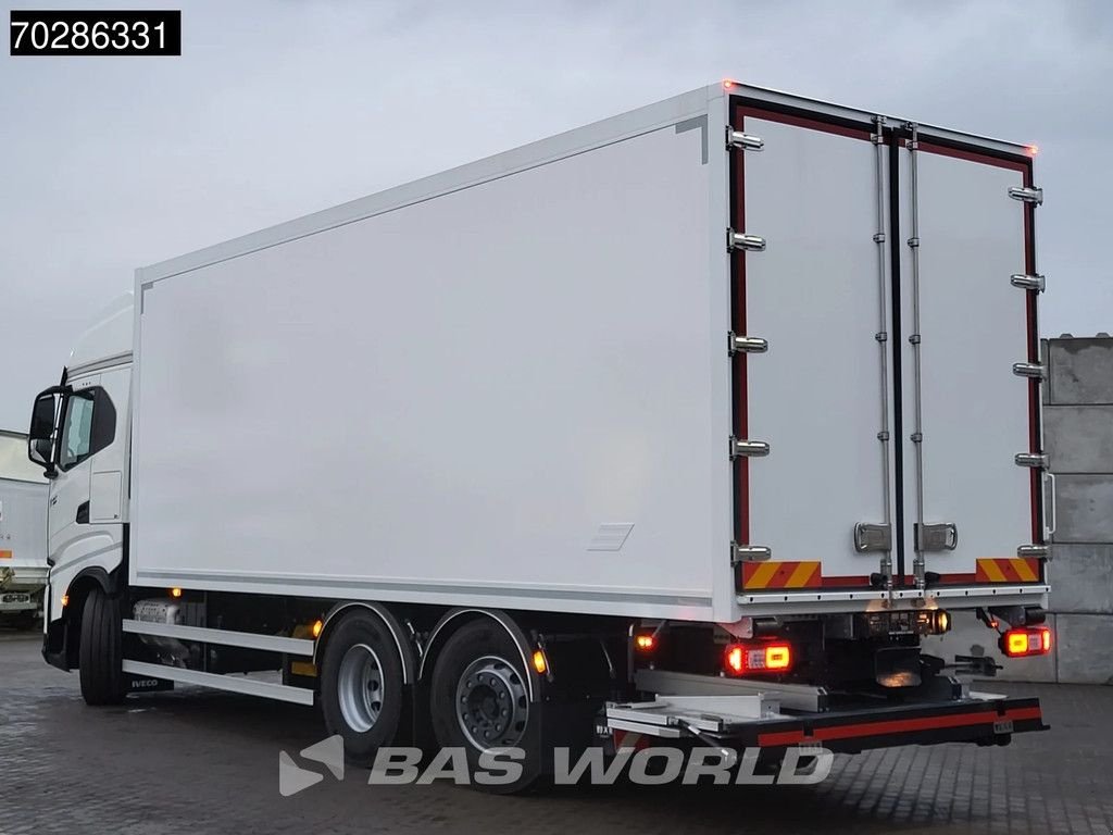 Sonstige Transporttechnik типа Iveco S-Way 490 6X2 2000kg Ladebordwand Lift/Steering Axle Automatic N, Neumaschine в Veghel (Фотография 2)