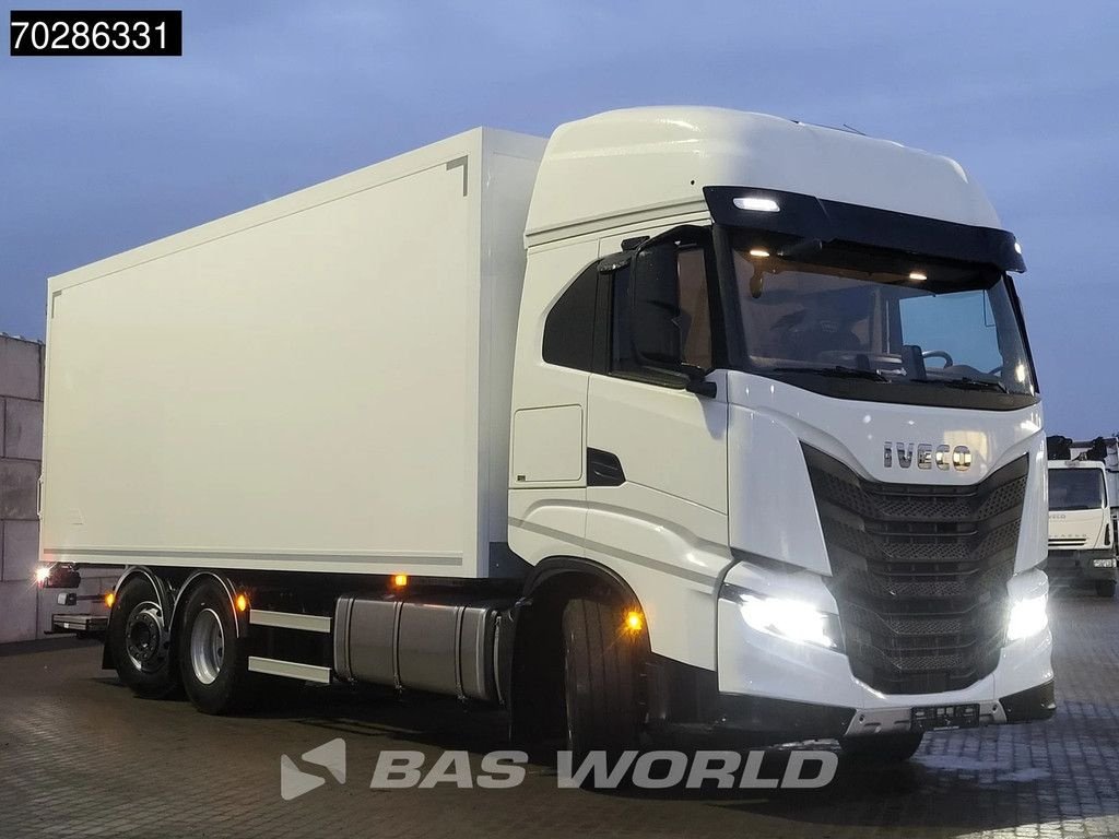 Sonstige Transporttechnik типа Iveco S-Way 490 6X2 2000kg Ladebordwand Lift/Steering Axle Automatic N, Neumaschine в Veghel (Фотография 3)