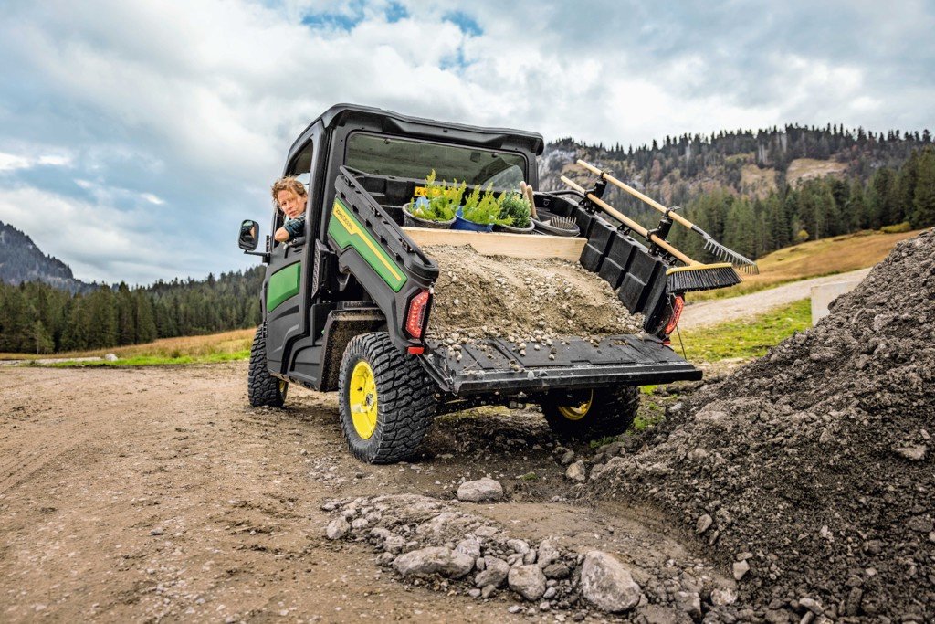 Sonstige Transporttechnik typu John Deere Gator XUV 875, Neumaschine v Landquart (Obrázek 3)