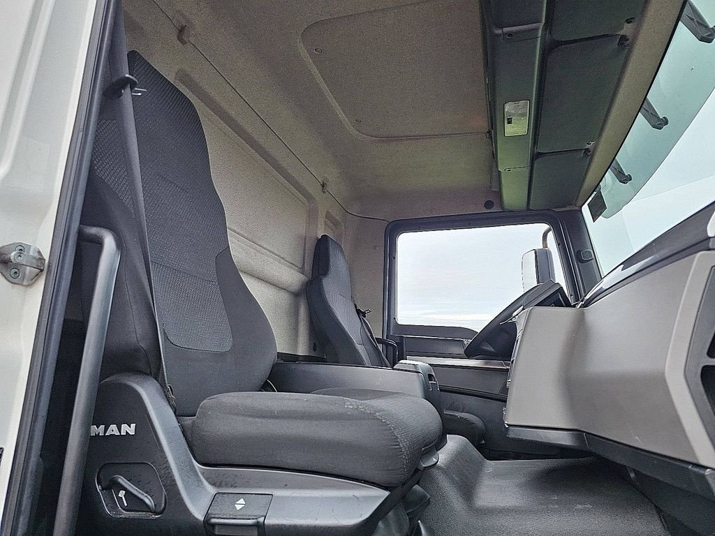 Sonstige Transporttechnik des Typs MAN 18.250 TGM AIRCO TAILLIFT, Gebrauchtmaschine in Vuren (Bild 8)