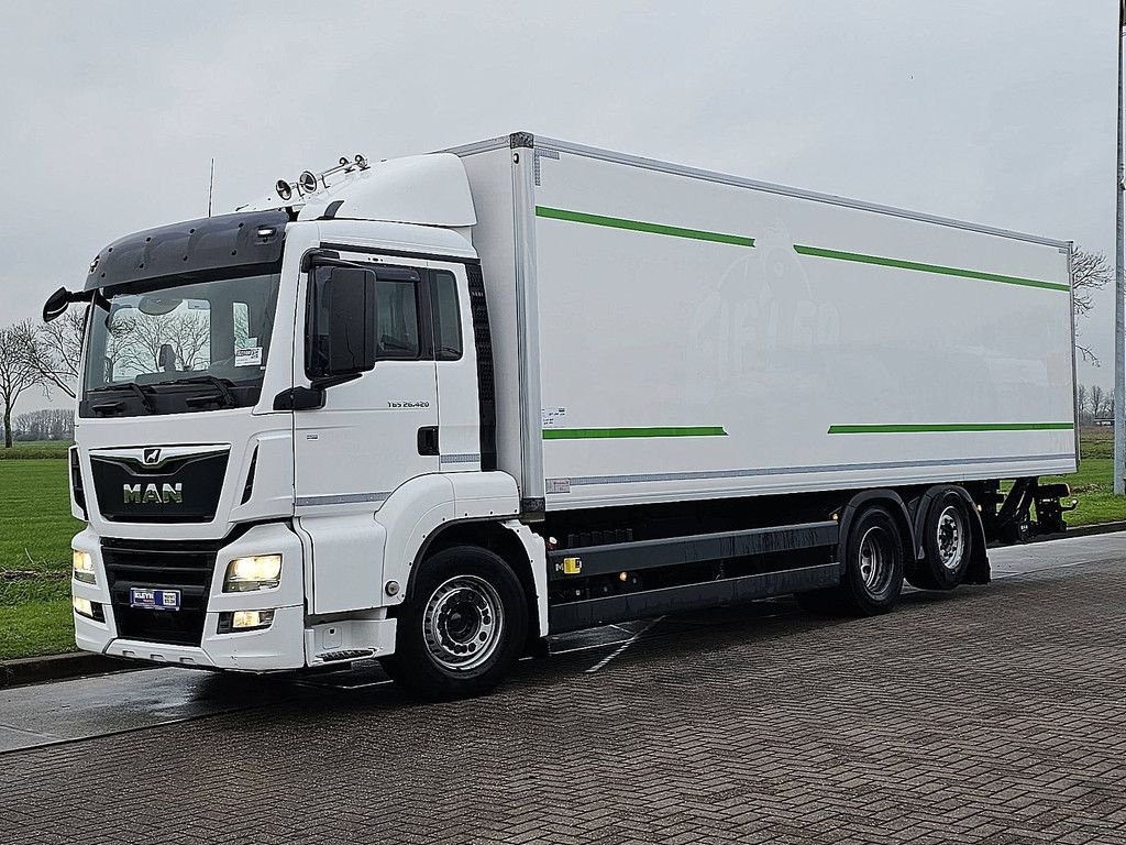 Sonstige Transporttechnik типа MAN 26.420 TGS 6X2-4 LL LIFT ISOBOX, Gebrauchtmaschine в Vuren (Фотография 2)