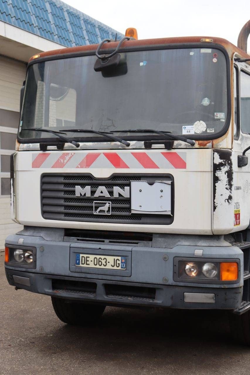 Sonstige Transporttechnik of the type MAN 33.360, Gebrauchtmaschine in Antwerpen (Picture 10)