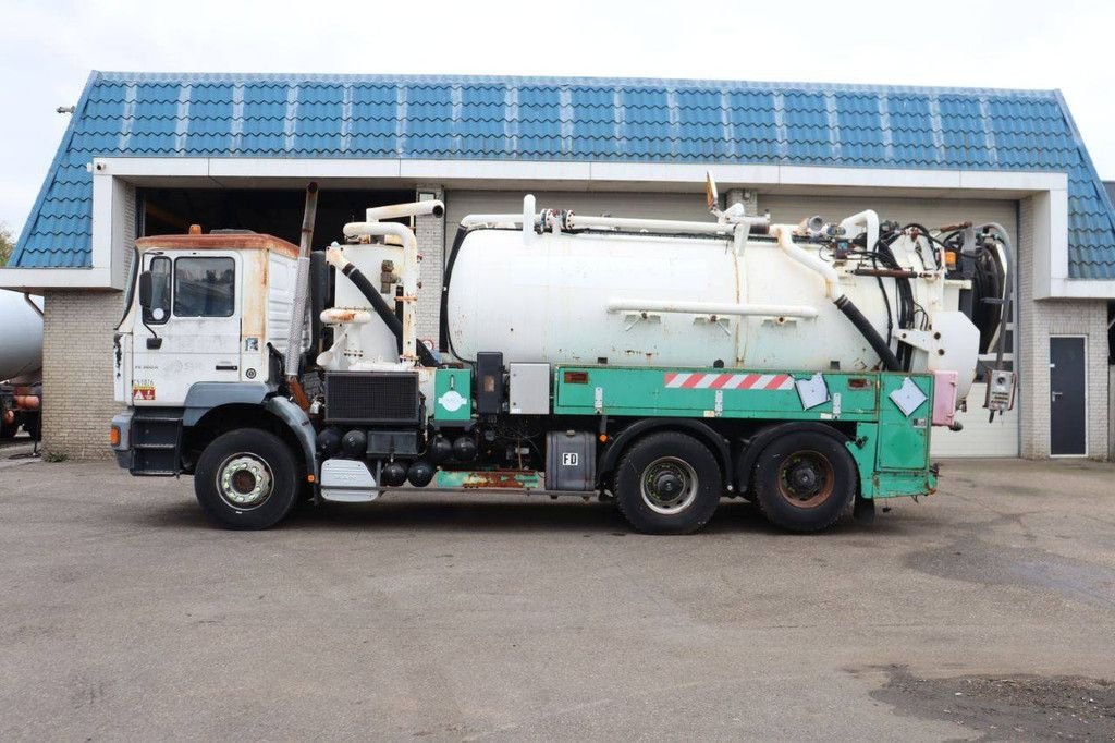 Sonstige Transporttechnik of the type MAN 33.360, Gebrauchtmaschine in Antwerpen (Picture 2)