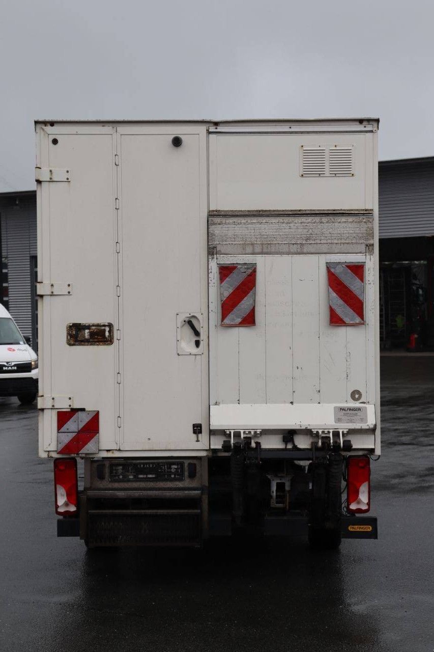 Sonstige Transporttechnik типа MAN TGE 3.180, Gebrauchtmaschine в Antwerpen (Фотография 5)