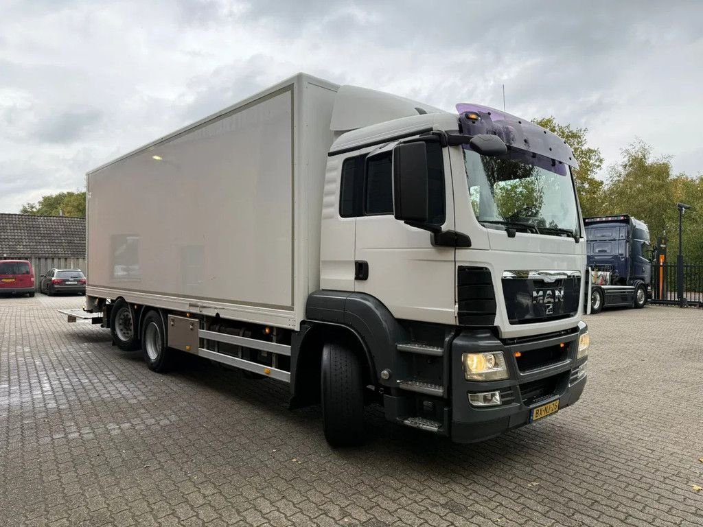 Sonstige Transporttechnik Türe ait MAN TGS 26.320 Koffer Stuuras AHK 2500KG LBW 580.347KM! NL Truck, Gebrauchtmaschine içinde Saasveld (resim 2)