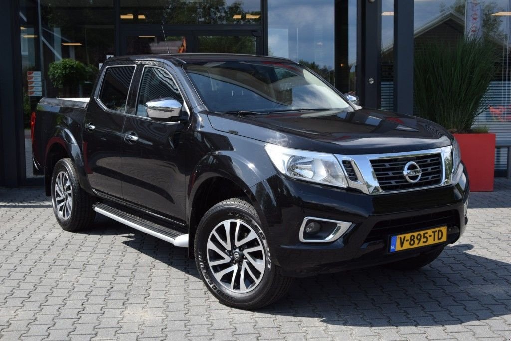 Sonstige Transporttechnik типа Nissan Navara 2.3 DCI DUBBEL CABIN CONNECTA 2 SITZ 4WD VAN, Gebrauchtmaschine в Saasveld (Фотография 1)