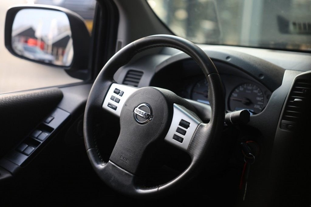Sonstige Transporttechnik des Typs Nissan Navara 2.5 DCI DUBBEL CABINE 2 SITZ 4WD VAN, Gebrauchtmaschine in Saasveld (Bild 11)