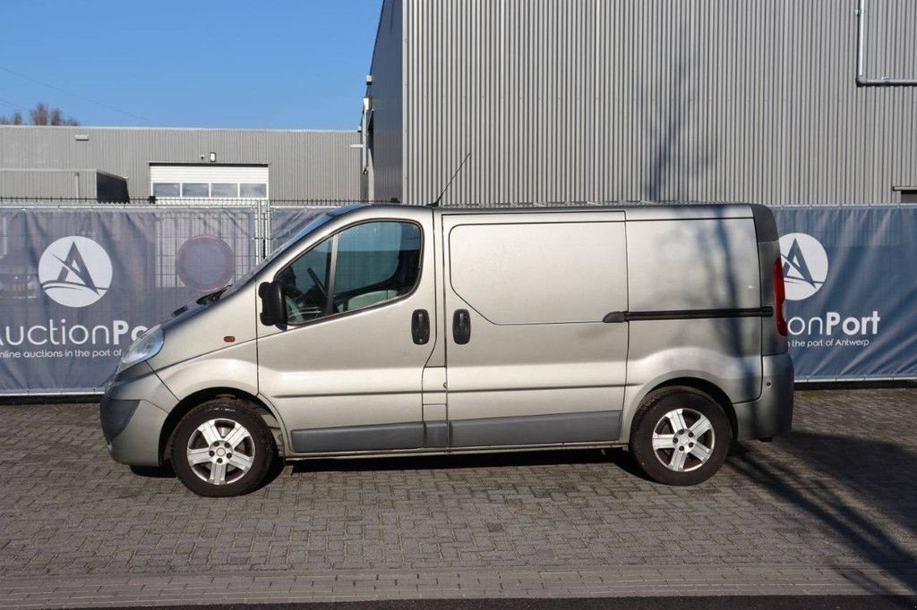 Sonstige Transporttechnik типа Opel Vivaro 2.0CDTI/66KW-E4 2.7T L1H1, Gebrauchtmaschine в Antwerpen (Фотография 2)