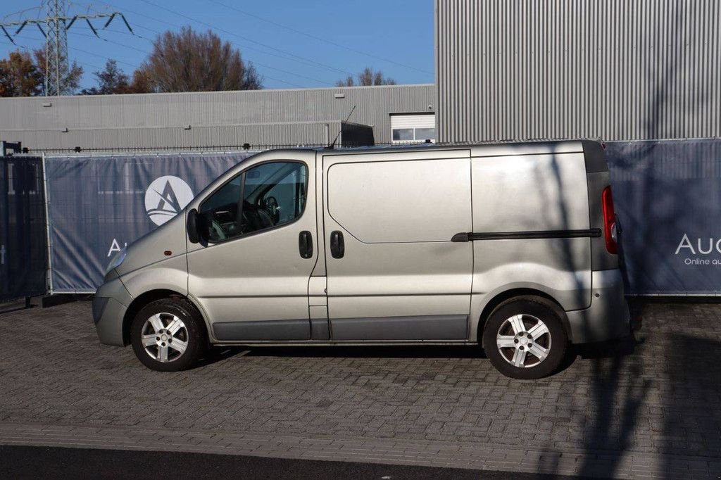 Sonstige Transporttechnik типа Opel Vivaro 2.0CDTI/66KW-E4 2.7T L1H1, Gebrauchtmaschine в Antwerpen (Фотография 3)