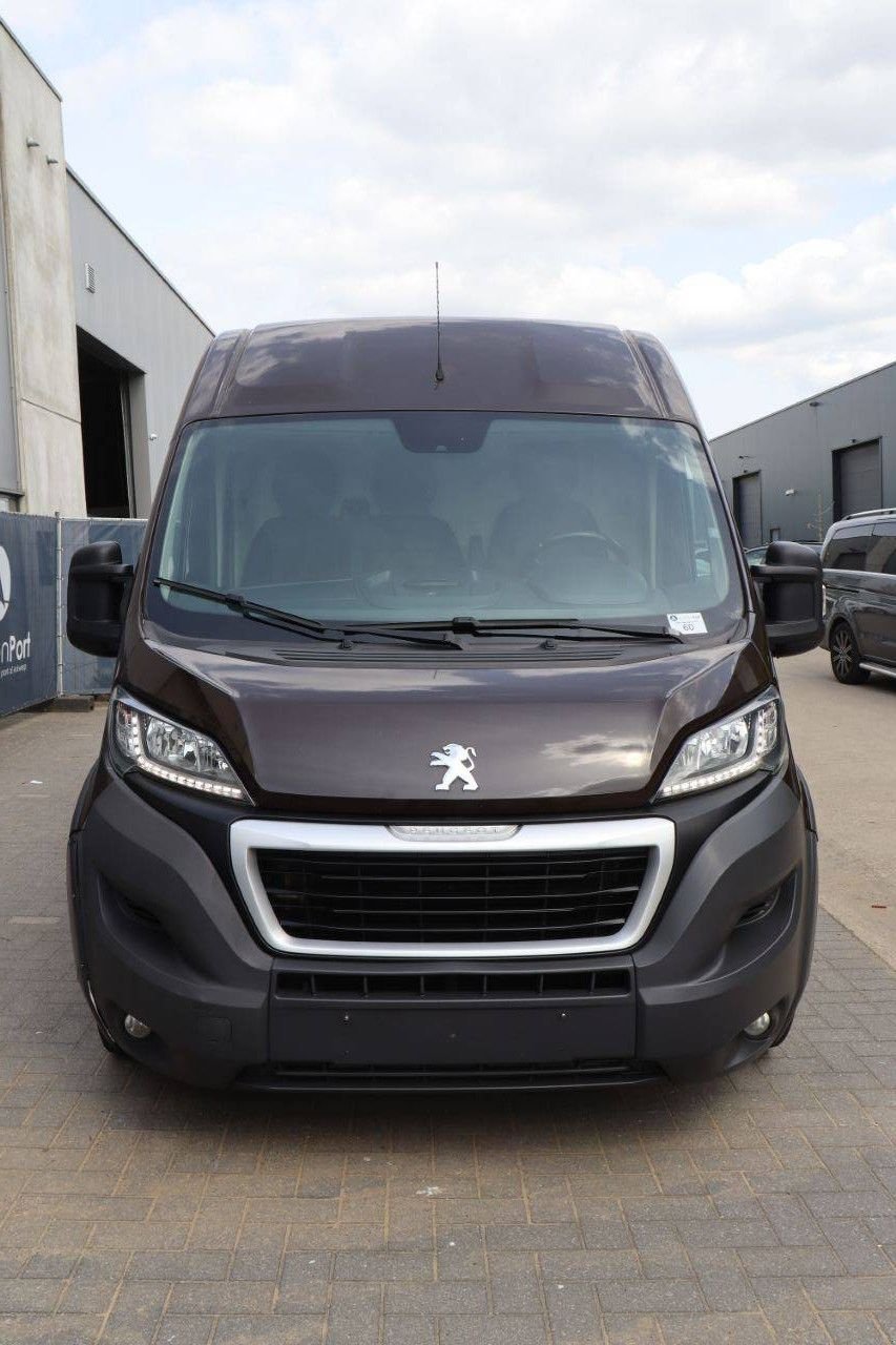 Sonstige Transporttechnik del tipo Peugeot Boxer, Gebrauchtmaschine In Antwerpen (Immagine 9)