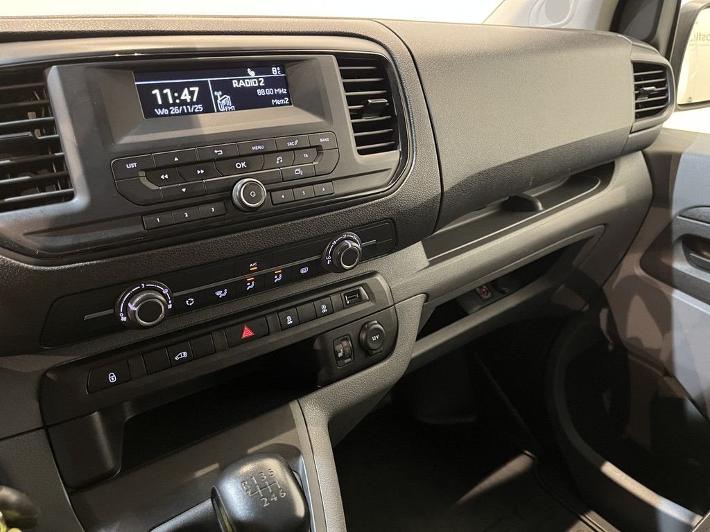 Sonstige Transporttechnik des Typs Peugeot Expert 2.0 BlueHDI 120 PK L3 Servicebus / Modul-System Inrichtin, Gebrauchtmaschine in GRONINGEN (Bild 8)