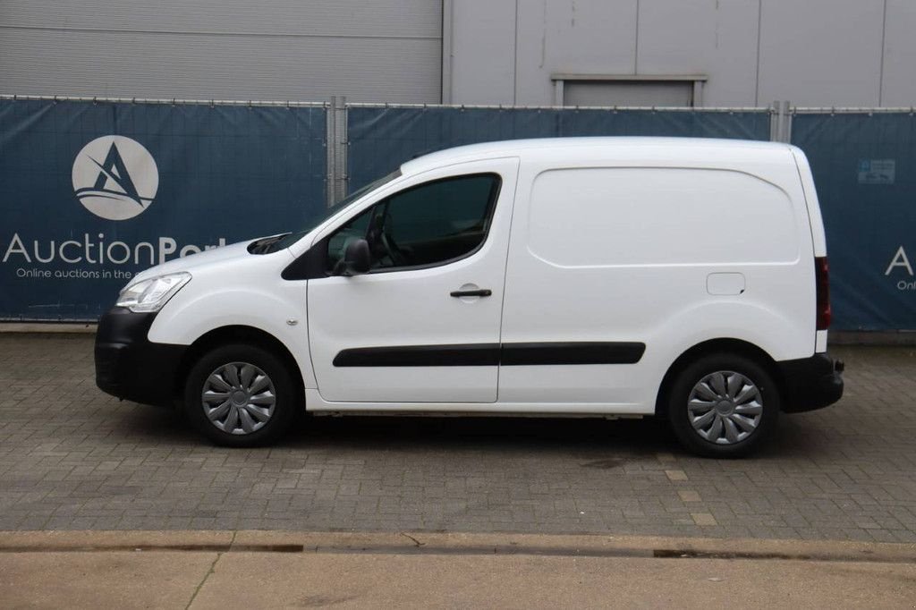 Sonstige Transporttechnik van het type Peugeot Partner, Gebrauchtmaschine in Antwerpen (Foto 2)