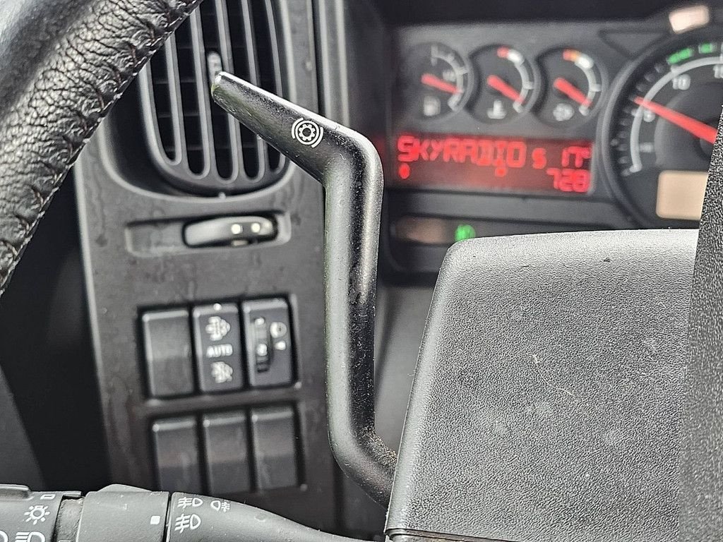 Sonstige Transporttechnik от тип Renault D 250 11.9T A/C NEW ENGINE, Gebrauchtmaschine в Vuren (Снимка 11)