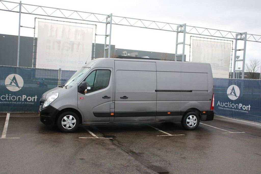 Sonstige Transporttechnik del tipo Renault Master, Gebrauchtmaschine In Antwerpen (Immagine 1)