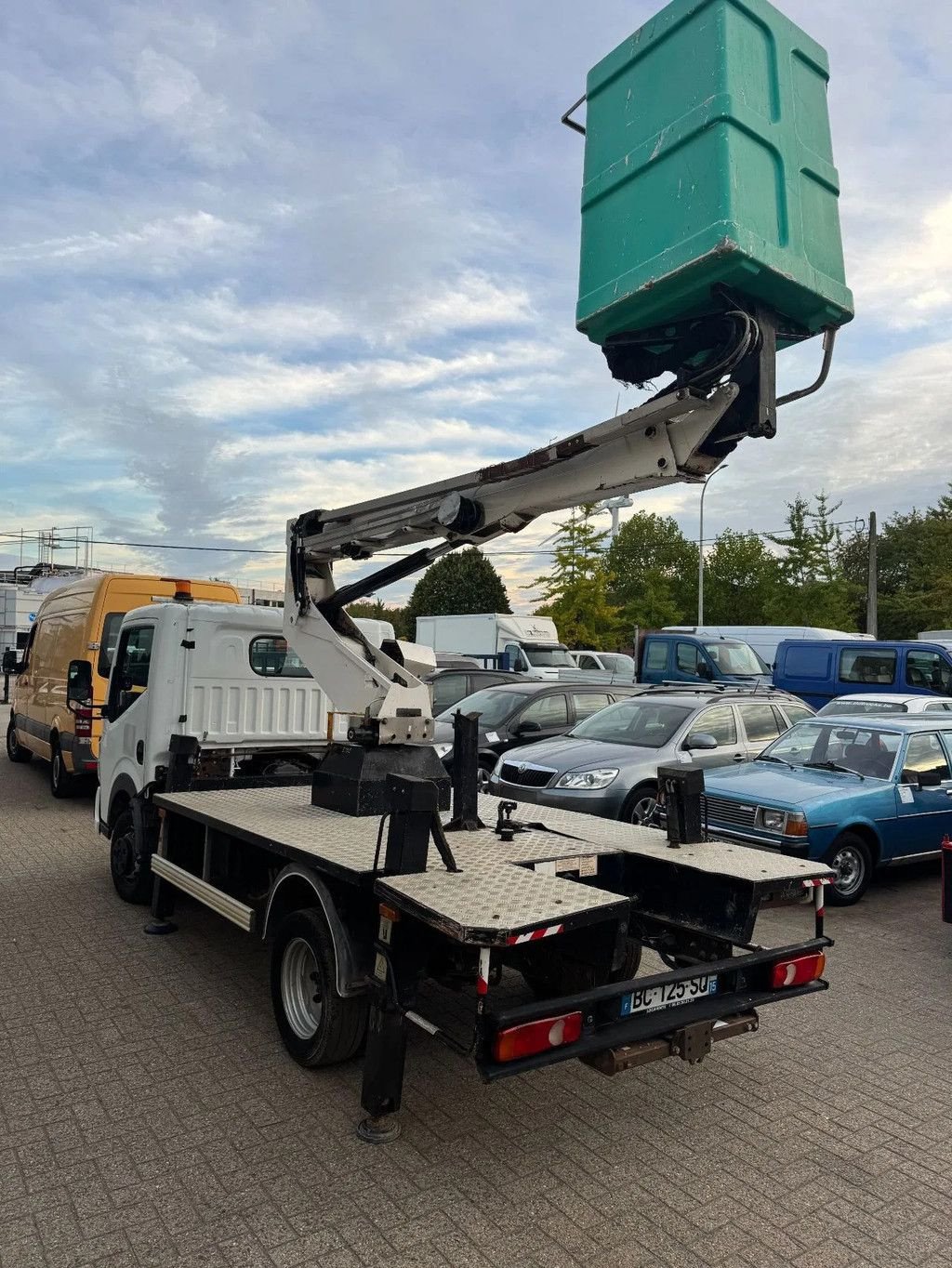 Sonstige Transporttechnik of the type Renault Maxity 130 **10M WORKING PLATFORM-NACELLE-HOOGWERKER**, Gebrauchtmaschine in Kessel (Picture 8)